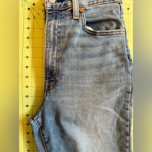 LEVIS Ribcage Bell - Picture 8 of 8